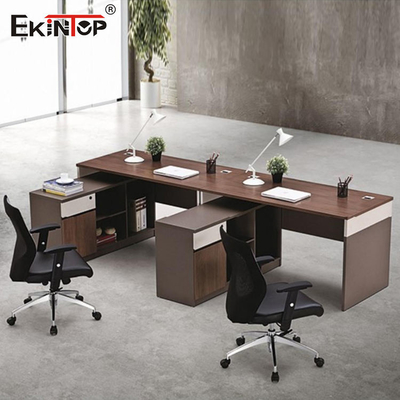 Cubículos multifuncionales del escritorio de oficina, escritorio de madera del puesto de trabajo para el vendedor de oficina