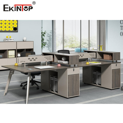 Puesto de trabajo modular del cubículo del personal, puesto de trabajo moderno del escritorio de oficina