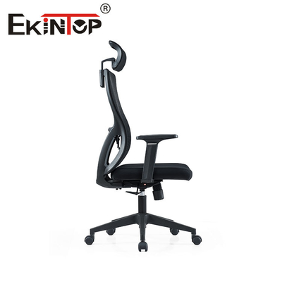 Eslabón giratorio ergonómico de la silla de Officeworks de la alta parte posterior con los apoyabrazos ajusMesas 3D