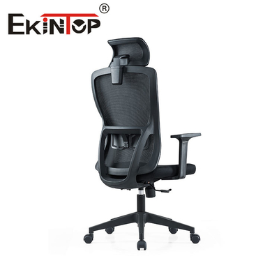 Eslabón giratorio ergonómico de la silla de Officeworks de la alta parte posterior con los apoyabrazos ajusMesas 3D