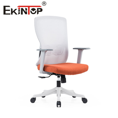 Base de nylon de la silla cómoda ergonómica de la oficina con Flip Up Armrest