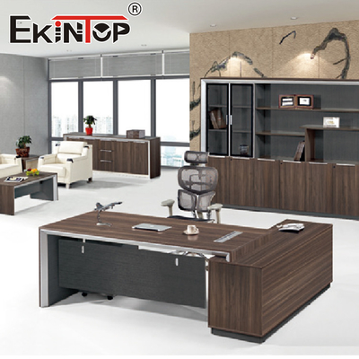 Escritorio de madera moderno de lujo del escritorio de oficina con el CEO Boss Executive Office Table de los cajones