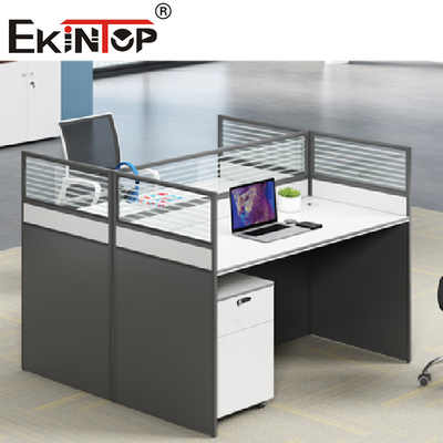 La oficina moderna libremente combinada de la tabla modular del puesto de trabajo divide los muebles