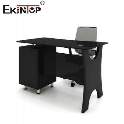 Muebles de escritorio en forma de mesa de madera de tamaño medio