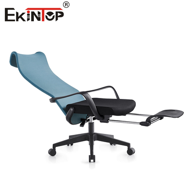 Silla de oficina de estilo minimalista con soporte lumbar