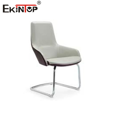 Sillones de oficina de cuero contemporáneos elegantes y aerodinámicos para un lugar de trabajo moderno