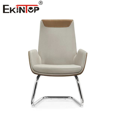 Moderno estilo de diseño sillas de comedor de cuero de PU modernas con patas de metal