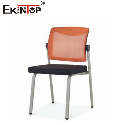 Sillones de sala de entrenamiento colaborativo cómodos y funcionales para el aprendizaje en grupo