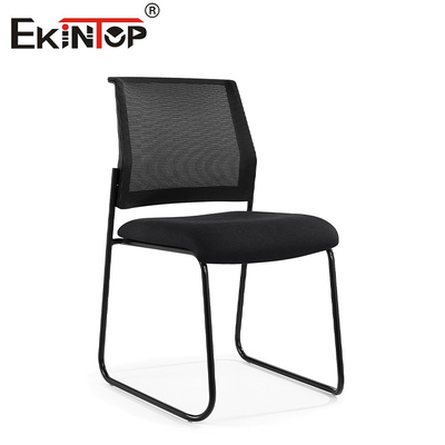 Silla de entrenamiento apilada sostenible Tejido de asiento versátil elevado