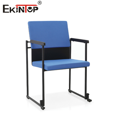 Sillones de sala de entrenamiento modernos asientos elegantes y prácticos para espacios educativos