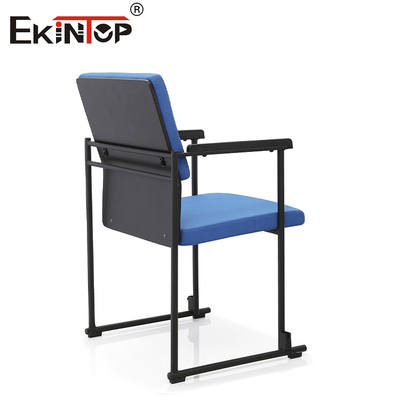 Sillones de sala de entrenamiento modernos asientos elegantes y prácticos para espacios educativos