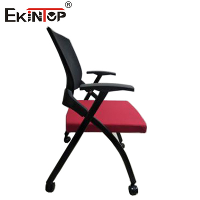 Silla de entrenamiento apilada elegante y práctica para el espacio de trabajo