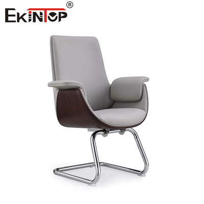 Silla ajustable en altura de cuero blanco de estilo moderno para espacios de oficina