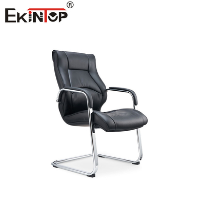Silla de oficina de cuero de PU negro giratorio alto con reposabrazos fijos