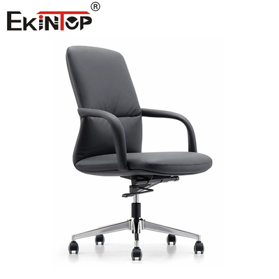 Silla de oficina de cuero de PU negro con ruedas y asiento de recepción