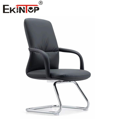 Silla de oficina de cuero de PU negro con ruedas y asiento de recepción