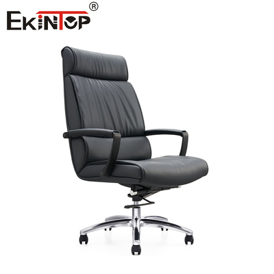Silla de cuero negro de estilo de negocios con reposabrazos y piernas de metal con almohadillas de PU