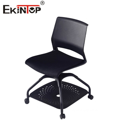 Silla de sala de entrenamiento multifuncional con ruedas y base para el estudio