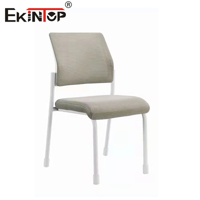 Silla de entrenamiento de material de malla con cojín de asiento de esponja de marco metálico