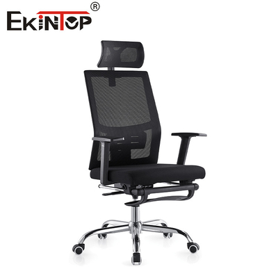 Silla de oficina de malla con respaldo para la cabeza y apoyos para los pies y ruedas giratorias