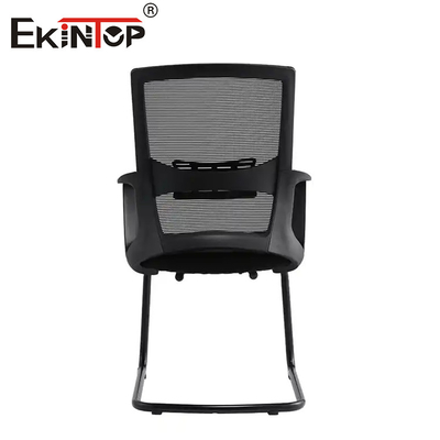 Silla de oficina anti fatiga marco de metal negro con reposabrazos y malla de tela