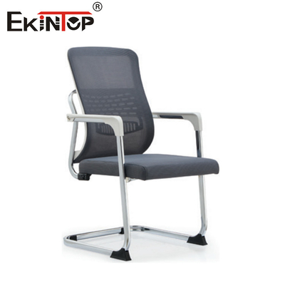 Silla de oficina de computadora con malla y ruedas