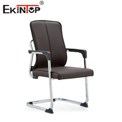 Silla de oficina de cuero marrón con función giratoria de altura ajustable