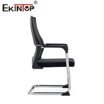 Silla de oficina con reposabrazos para el trabajo
