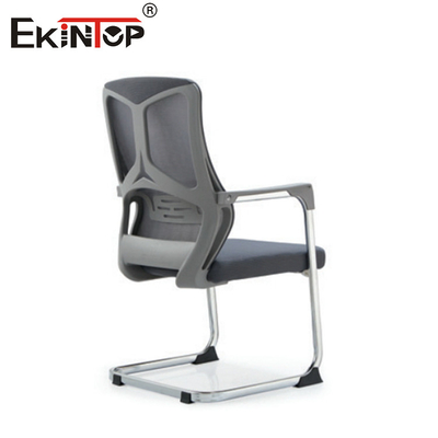Silla de oficina de malla ajustable de altura sostenible con función giratoria