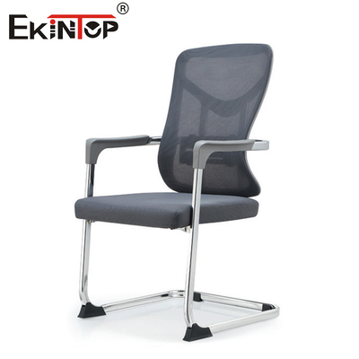 Silla de oficina de estilo empresarial fácil de limpiar y transpirable con reposabrazos