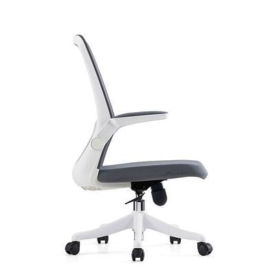 Silla de oficina de estilo moderno con ruedas de respaldo de malla y función giratoria