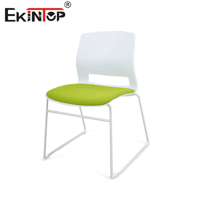 Silla de formación para conferencias apilada con muebles escolares de material de malla