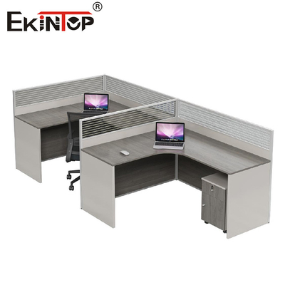 Estación de trabajo de oficina modular estilo comercial personalizable con material de madera