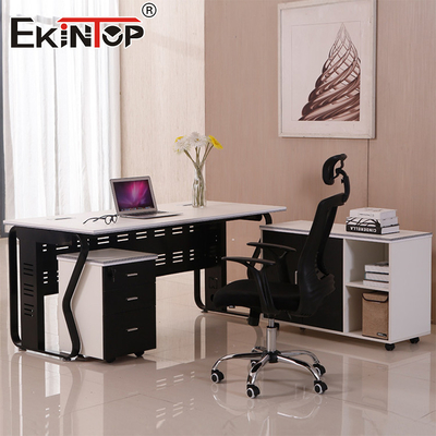 Escritorio de oficina en el hogar de estilo moderno Escritorio de diseño con gabinete