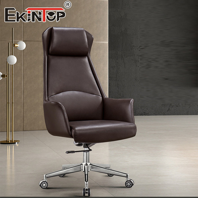 Silla de oficina de cuero con respaldo alto de estilo moderno