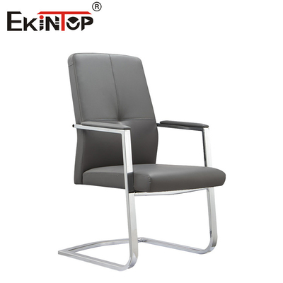 Silla de cuero de PU Nueva silla de oficina de diseño ejecutivo con piernas de metal sillas de oficina de calidad